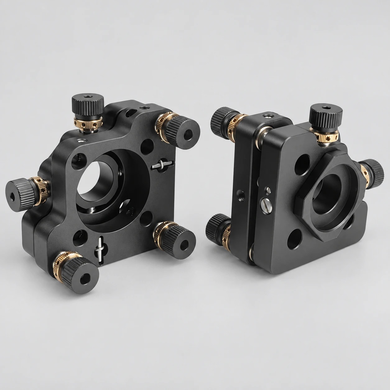 L30T-XY5 系列 30 mm 笼式五维光学镜架系列主图（AI背景优化，型号以原始规格图为准）